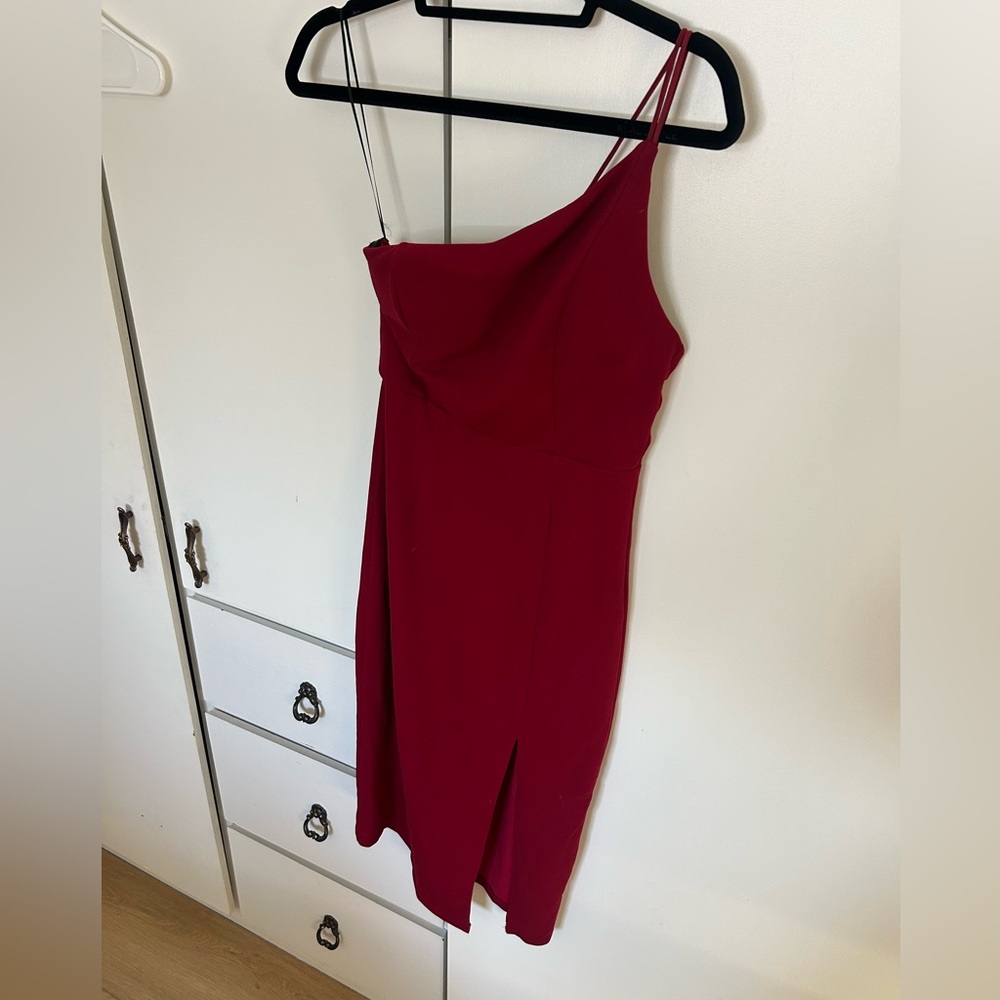 Valentine’s Date 💌 NWT Hello Molly midi dress “Taking it Back”